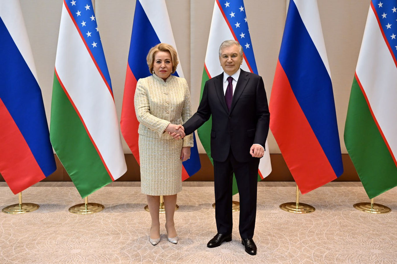 Шавкат Мирзиёев Валентина Матвиенкони қабул қилди