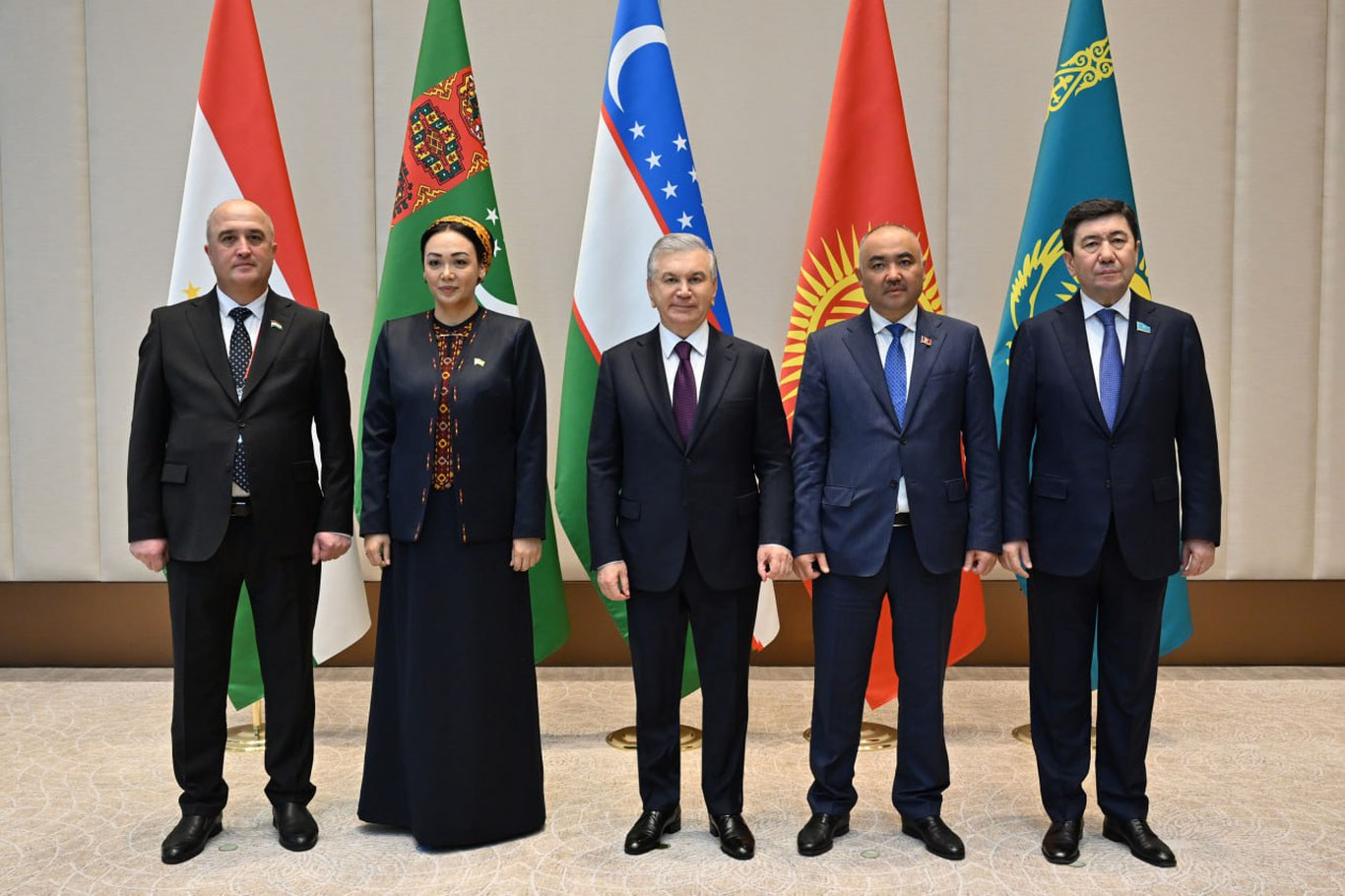 Президент Марказий Осиё мамлакатлари парламентлари делегациялари раҳбарларини қабул қилди