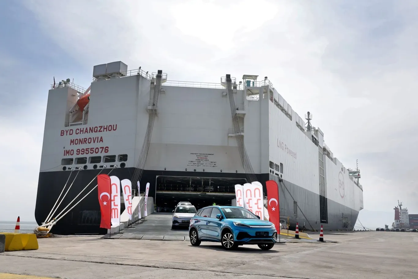 Туркияга 7 мингта BYD автомобили олиб келинди