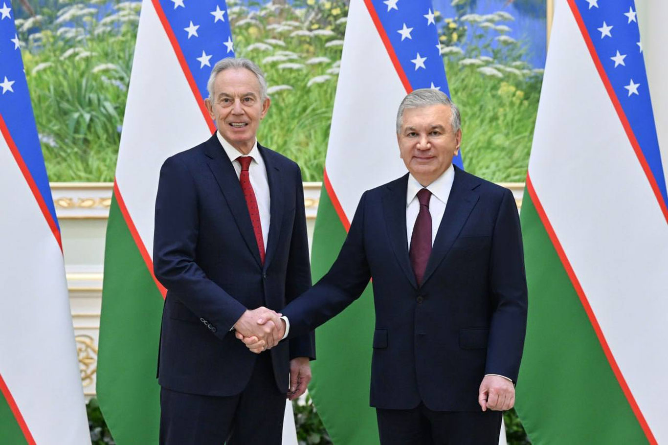 Шавкат Мирзиёев Глобал ўзгаришлар институти раҳбари билан учрашди