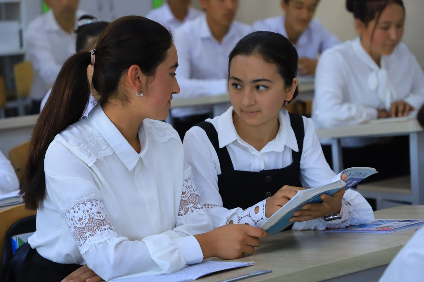 Maktablarda o‘zbek tilidan imtihon majburiy bo‘ldi