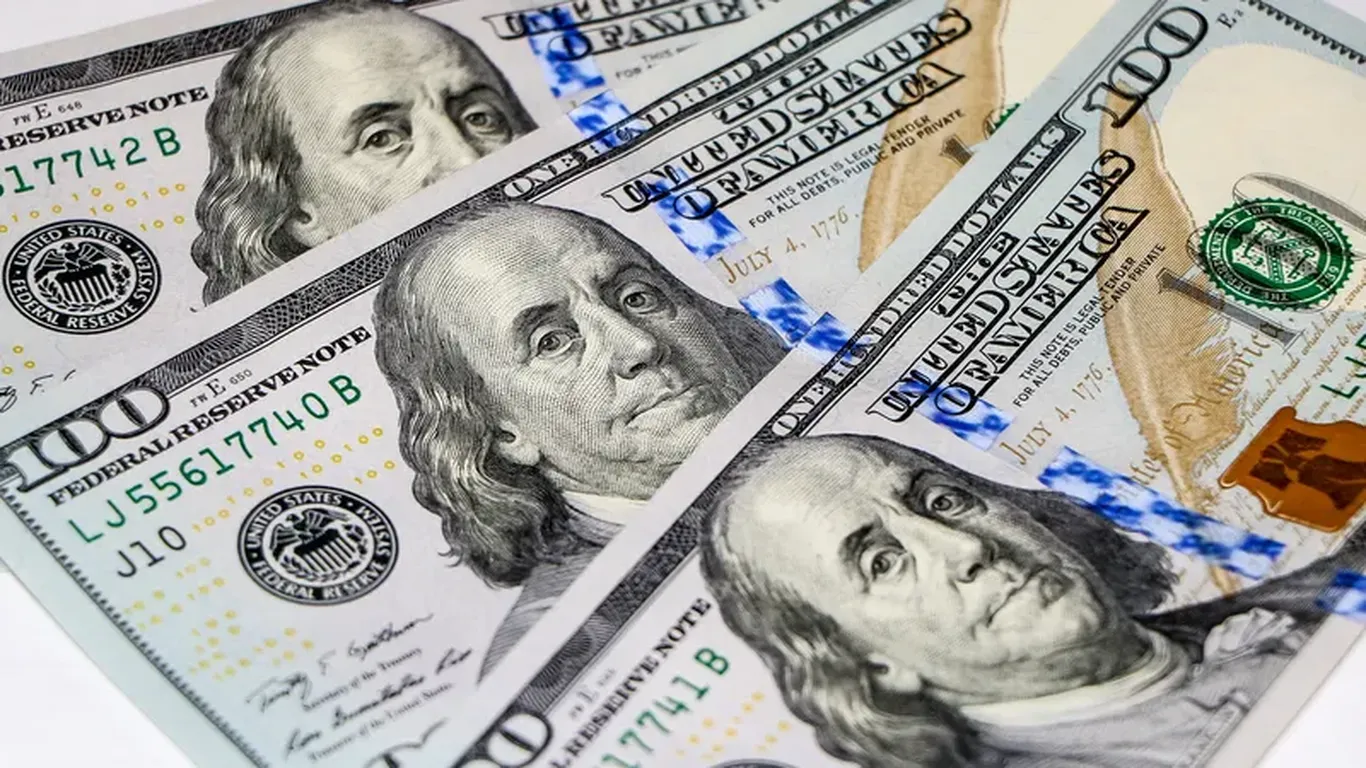 Ўзбекистонда доллар курси яна кўтарилди