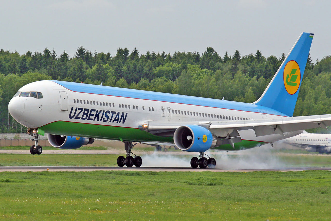 Uzbekistan Airways парвозлар жадвалини ўзгартирди
