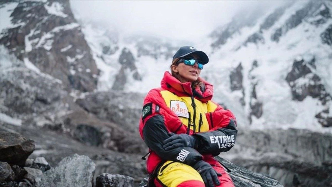 Pokistonlik alpinist ayol dunyo rekordiga yaqinlashmoqda