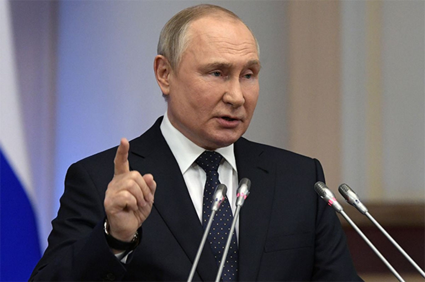 Путин “Ўргимчак тўри” операцияси жавобсиз қолмаслигини айтди