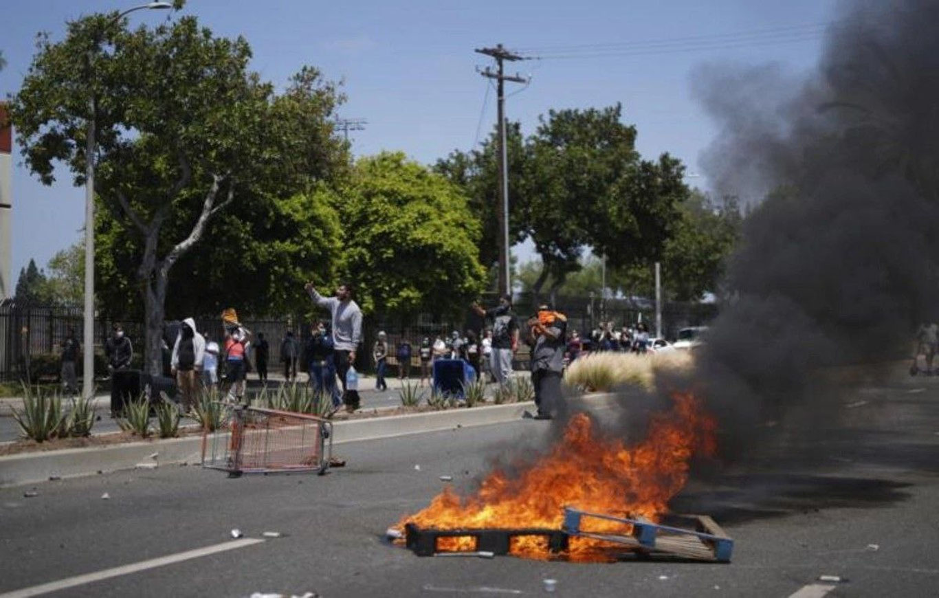 АҚШда норозилик намойишлари ўтказилмоқда