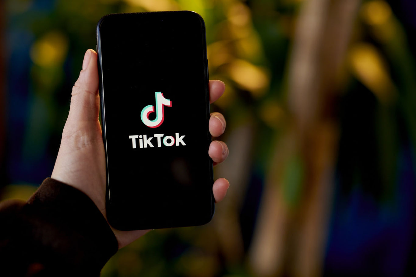Трамп TikTok’ни блоклаш режасини яна кечиктирди
