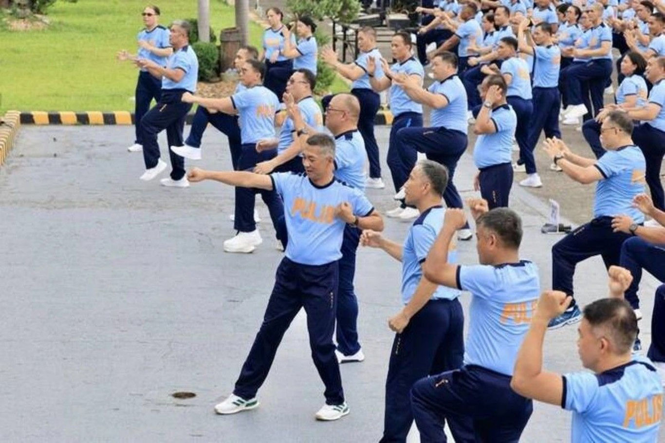 Filippinda semirib ketgan politsiyachilar uchun majburiy mashg‘ulotlar joriy qilindi