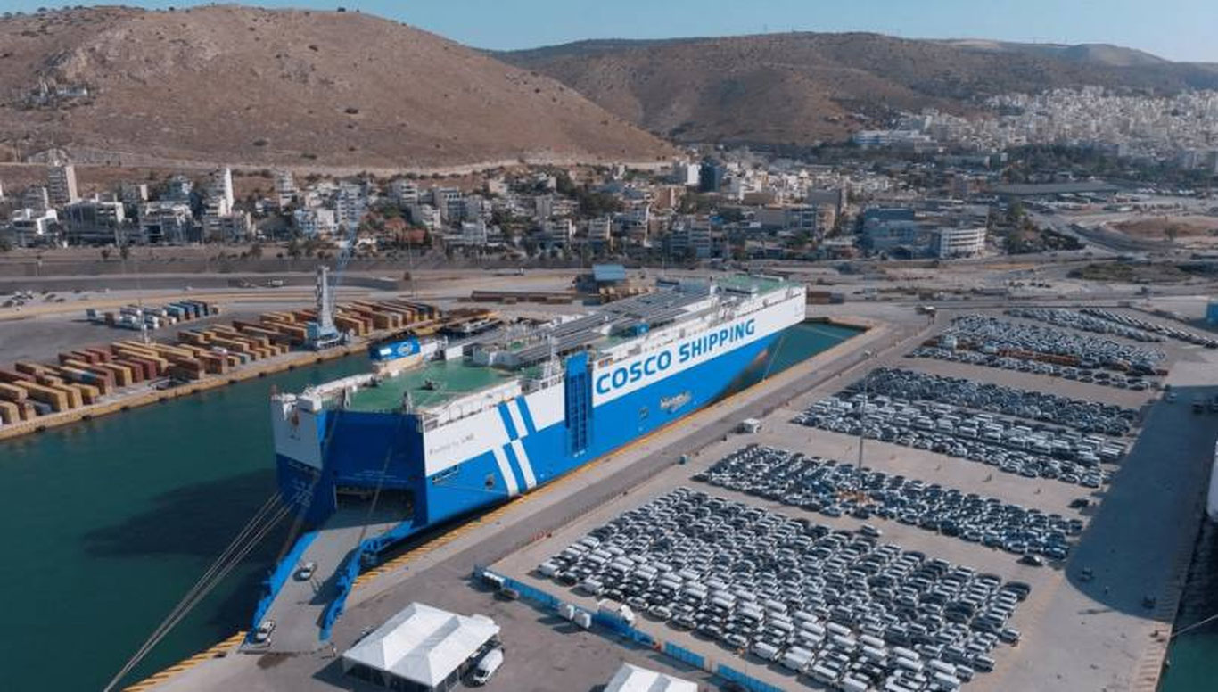 Дунёдаги энг йирик автомобиль ташувчи кема Хитойдан Грецияга илк юкини муваффақиятли етказди