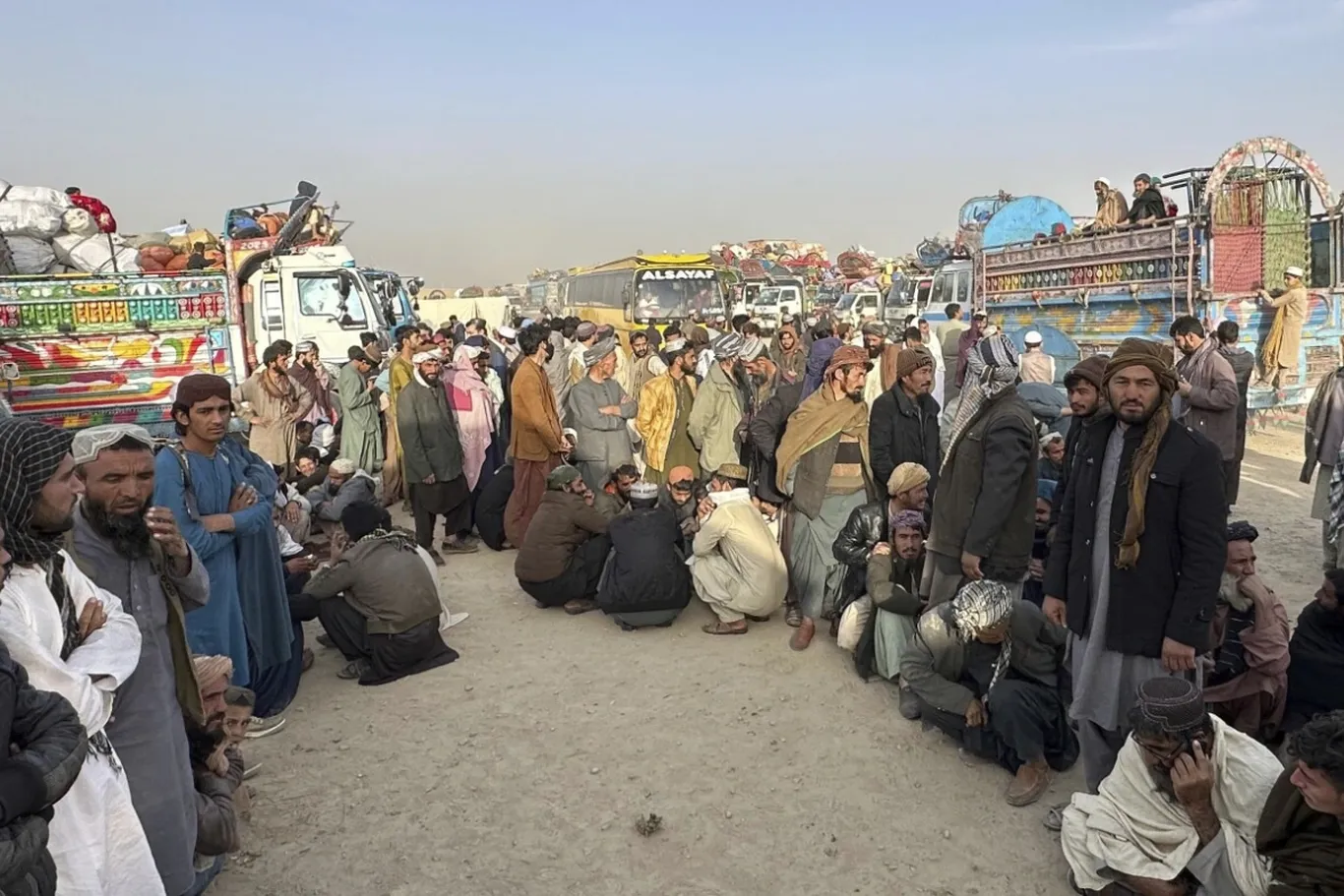 Германияга кетаётган афғонлар Покистонда ҳибсга олинмоқда