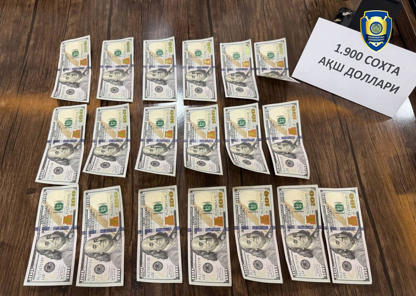 Andijonda qalbaki dollar sotayotgan shaxs ushlandi