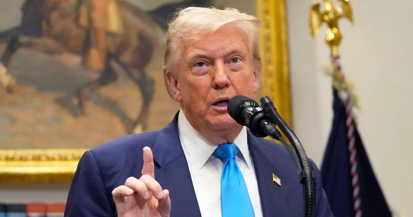 Трамп Ҳиндистонга нисбатан божларни ошириш билан таҳдид қилди