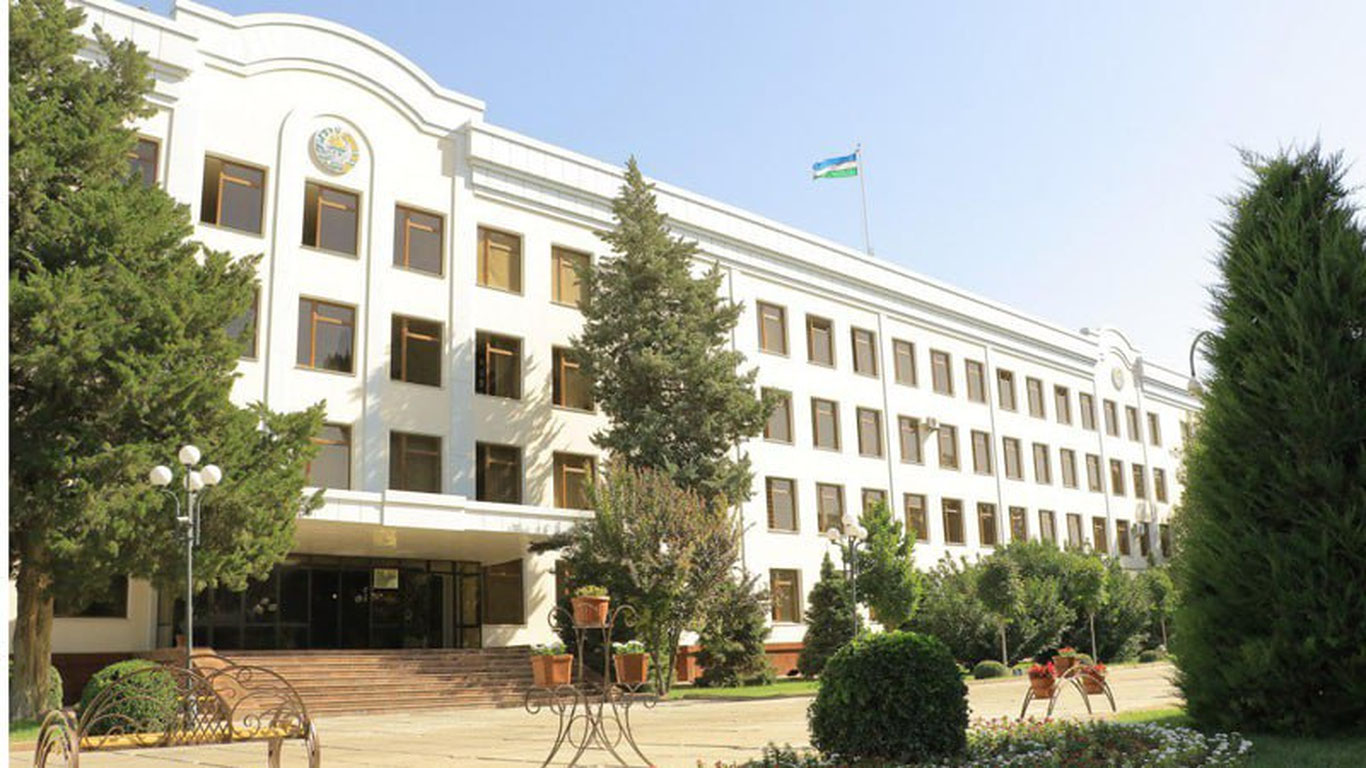 Samarqand viloyat hokimligida to‘rt nafar yangi o‘rinbosar tayinlandi