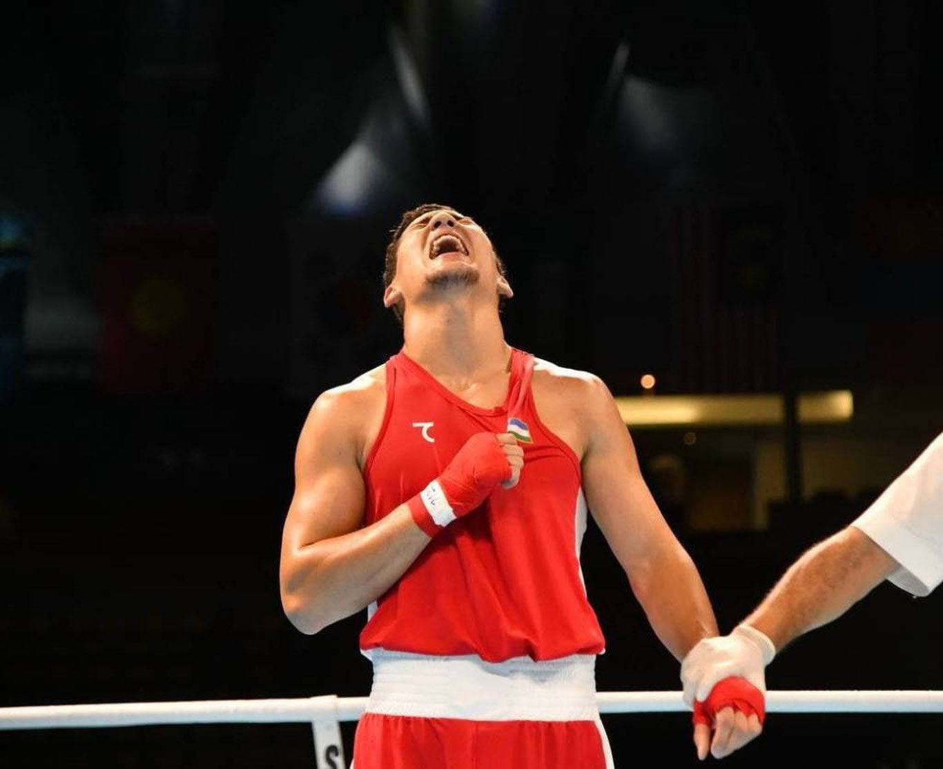 O‘zbekistonlik 10 nafar bokschi Osiyo chempionati finaliga yo‘l oldi