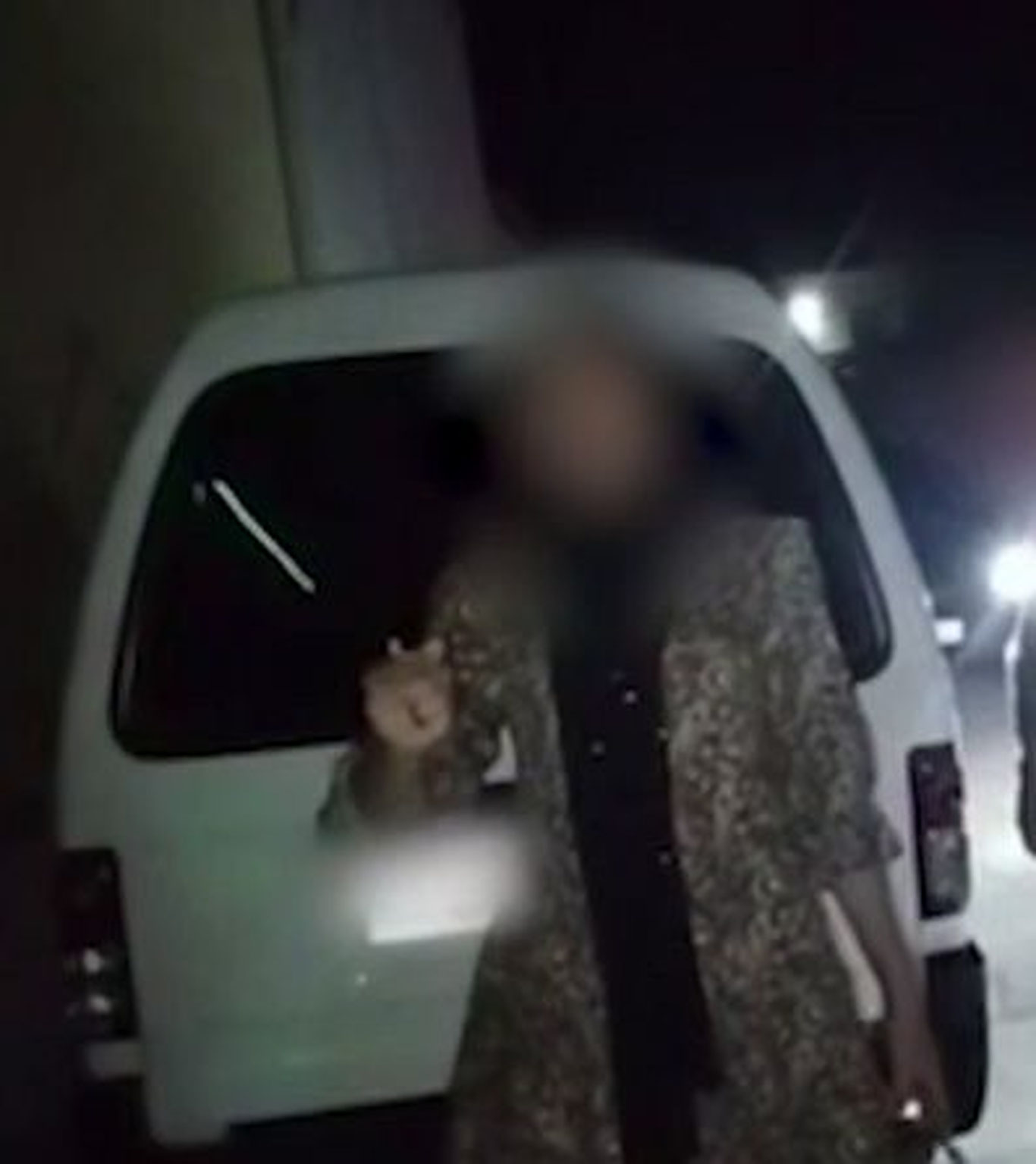 Andijonda ayol erkakning shaxsiy suratlarini tarqatish bilan qo‘rqitib, 300 dollar talab qildi