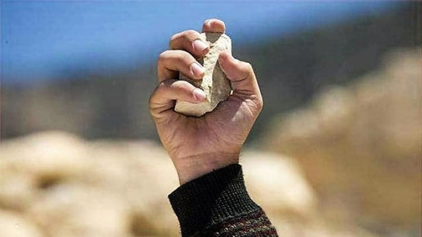 Toshkent viloyatida erkak xotinini tosh bilan urib o‘ldirdi