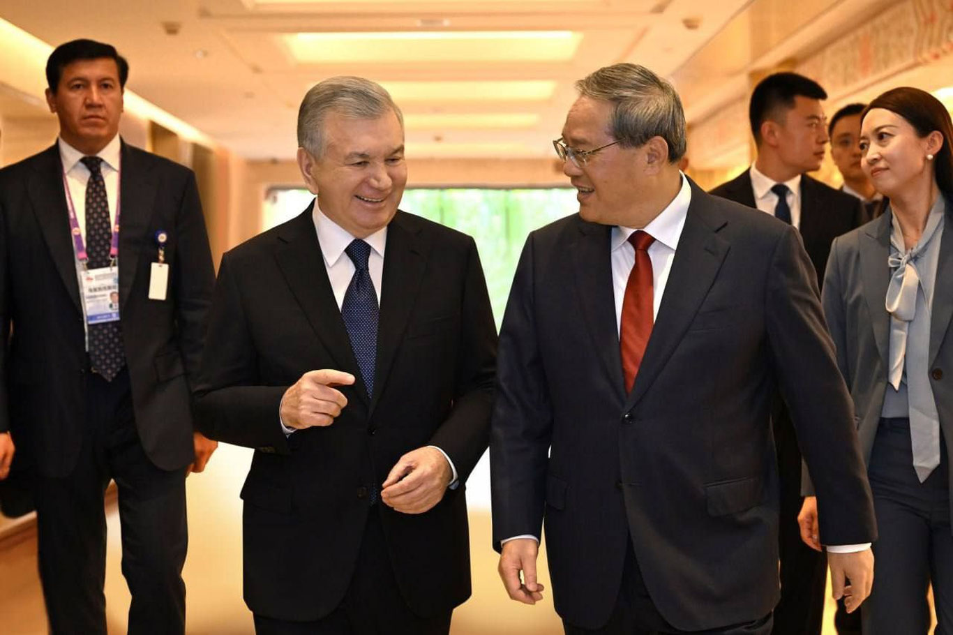 Shavkat Mirziyoyev Xitoy Bosh vaziri bilan uchrashuv o‘tkazdi