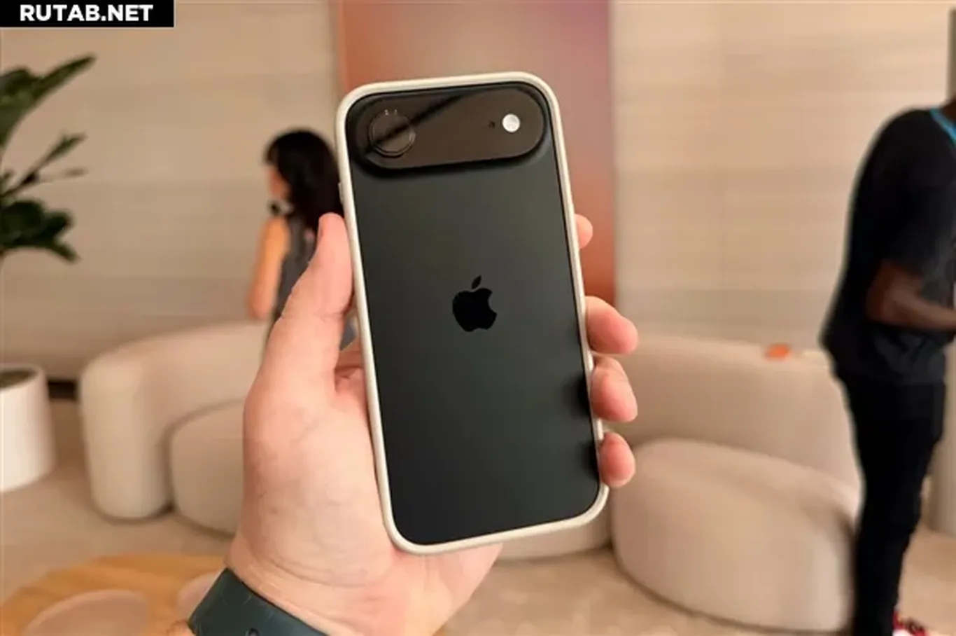 Хитойда янги iPhone Air савдосига рухсат берилмади