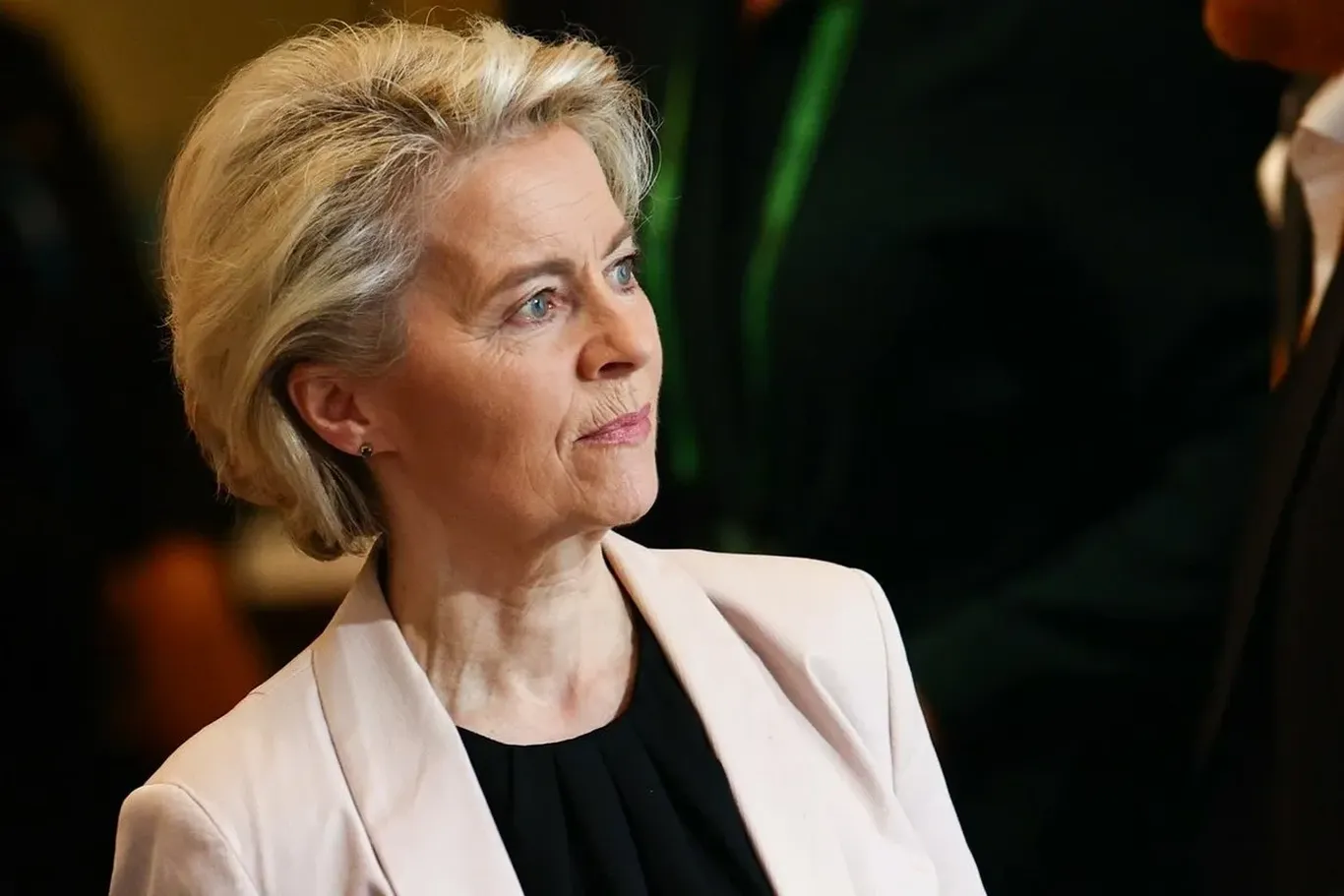Yevropa Komissiyasi prezidenti Ursula fon der Leyen sudga berildi