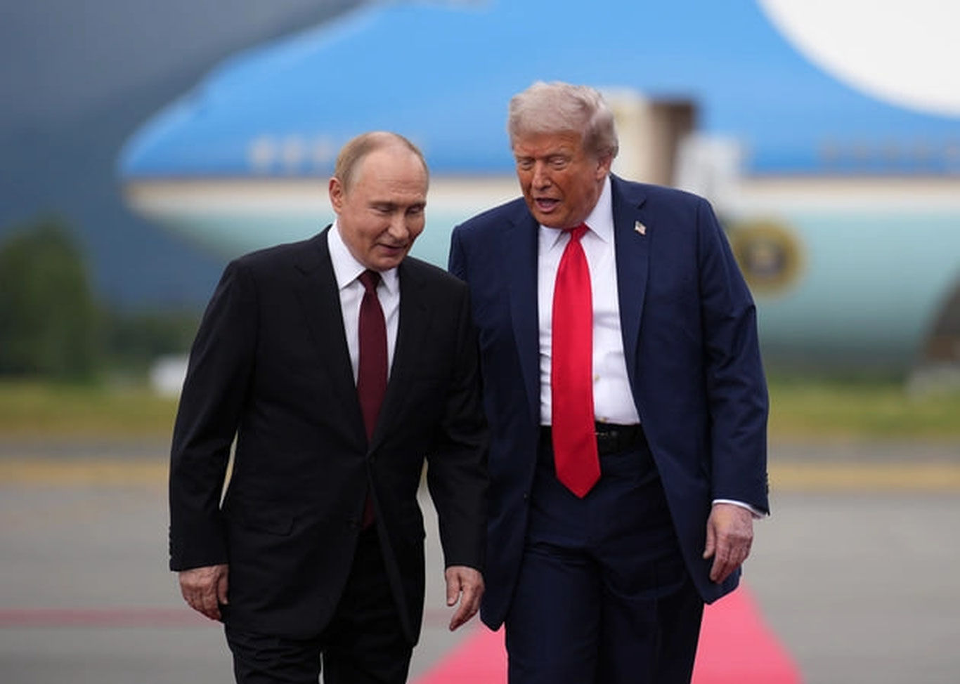Kutilmagan qo‘ng‘iroq: Putin va Tramp nimalarni gaplashdi?