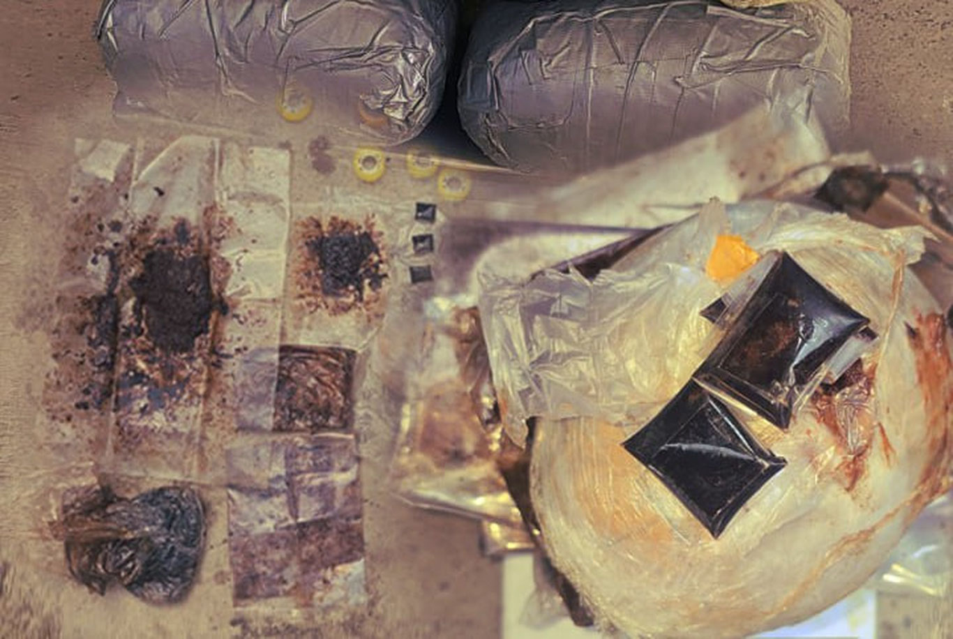 Жами 11 кг: Учта вилоятда наркотик савдоси фош бўлди