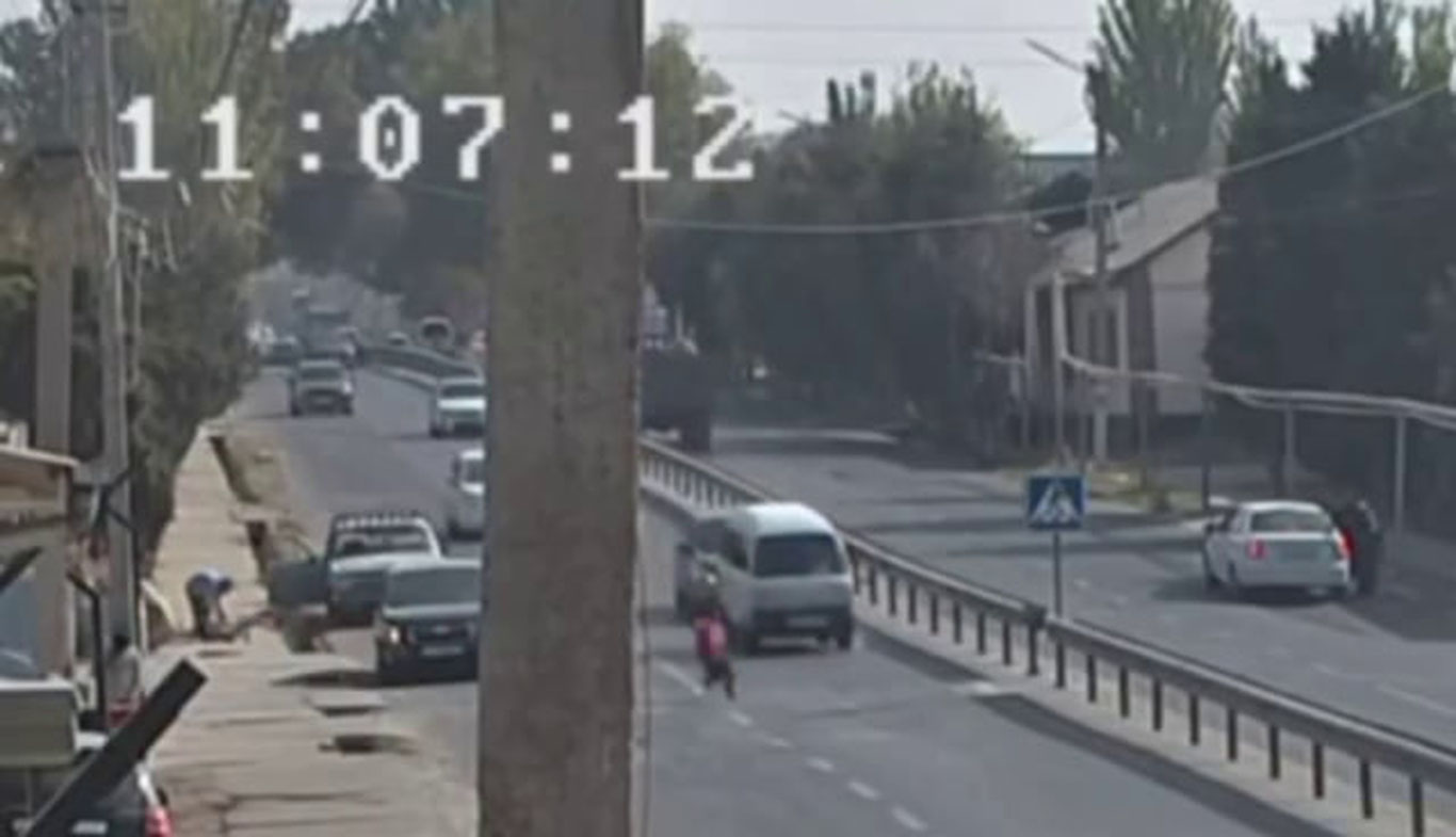 Parkentda Cobalt 9 yoshli bolani bosib, sudrab ketdi