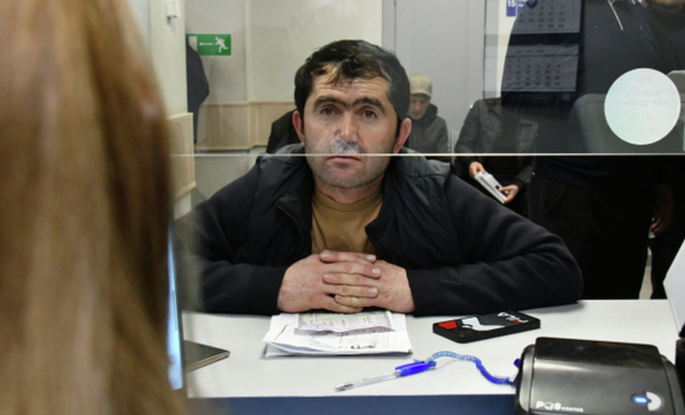 Россияда мигрантларнинг 35 фоизи рус тили имтиҳонидан ўта олмади