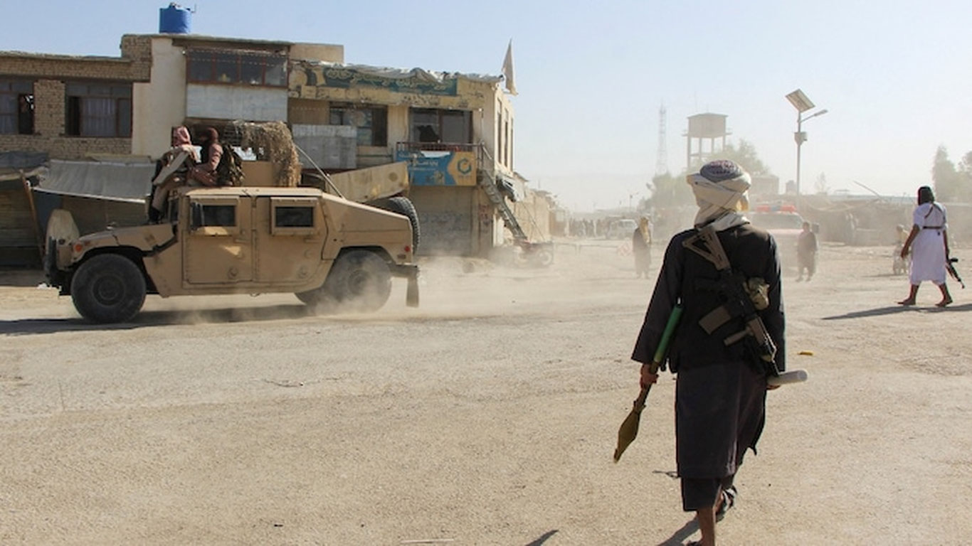 Pokiston–Afg‘oniston chegarasida qurolli to‘qnashuv: 30 dan ortiq kishi halok bo‘ldi