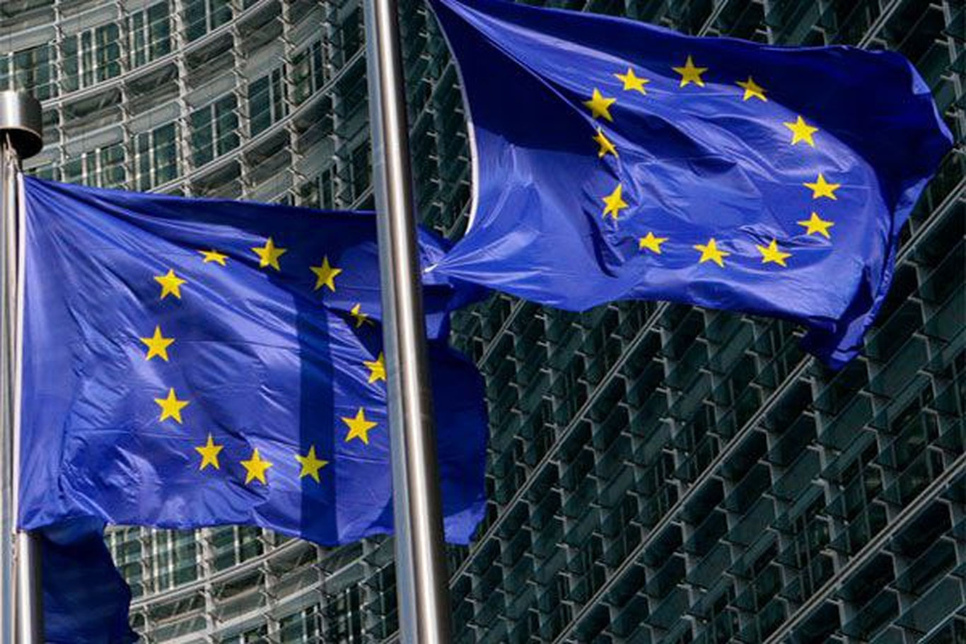 Европа Иттифоқи Қозоғистон, Қирғизистон ва Тожикистон банкларига чекловлар жорий этди