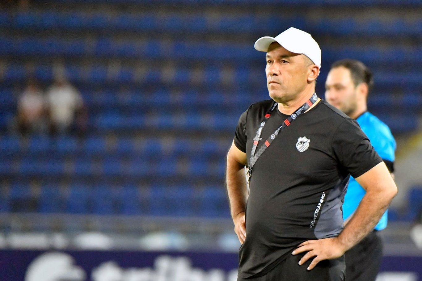 "Qahramonlarni maydondan emas, maydon ortidan izlash kerak" Ro‘ziqul Berdiyevning “Neftchi” haqida aytgan gaplari yuzasidan tekshiruv boshlandi
