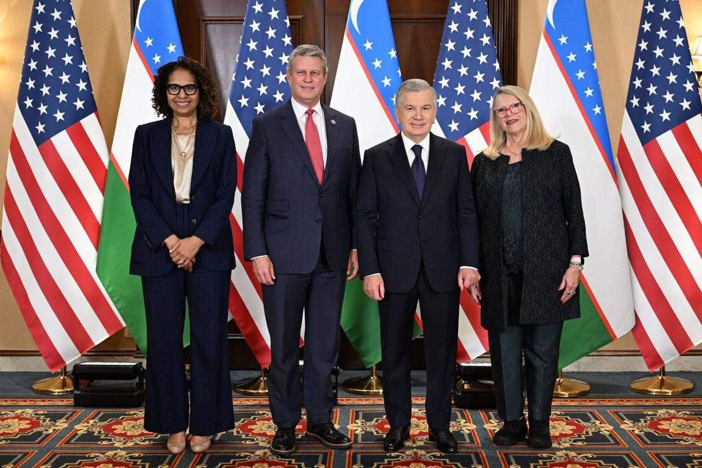 Шавкат Мирзиёев Вашингтонда АҚШ Конгресси вакиллари билан учрашув ўтказди