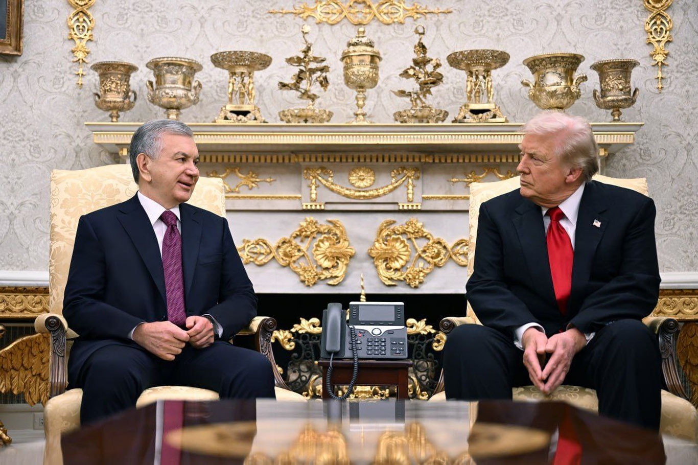 Шавкат Мирзиёев Трампга расмий ташриф билан Ўзбекистонга келишни таклиф этди