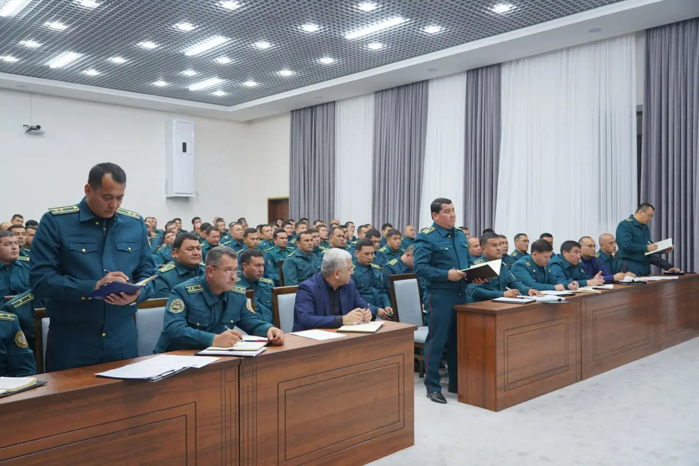 Сирдарёда 3 нафар ИИО ходими пора билан қўлга олингани танқид қилинди