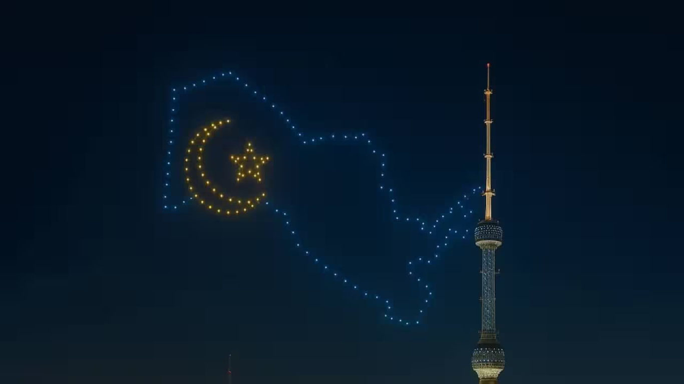 Тошкентда Давлат байроғи куни муносабати билан дронлар шоуси бўлиб ўтади