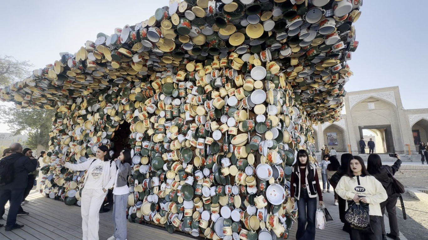 Бухоро биенналеси 1,6 миллиондан ортиқ сайёҳни нималар билан ҳайратлантирди?