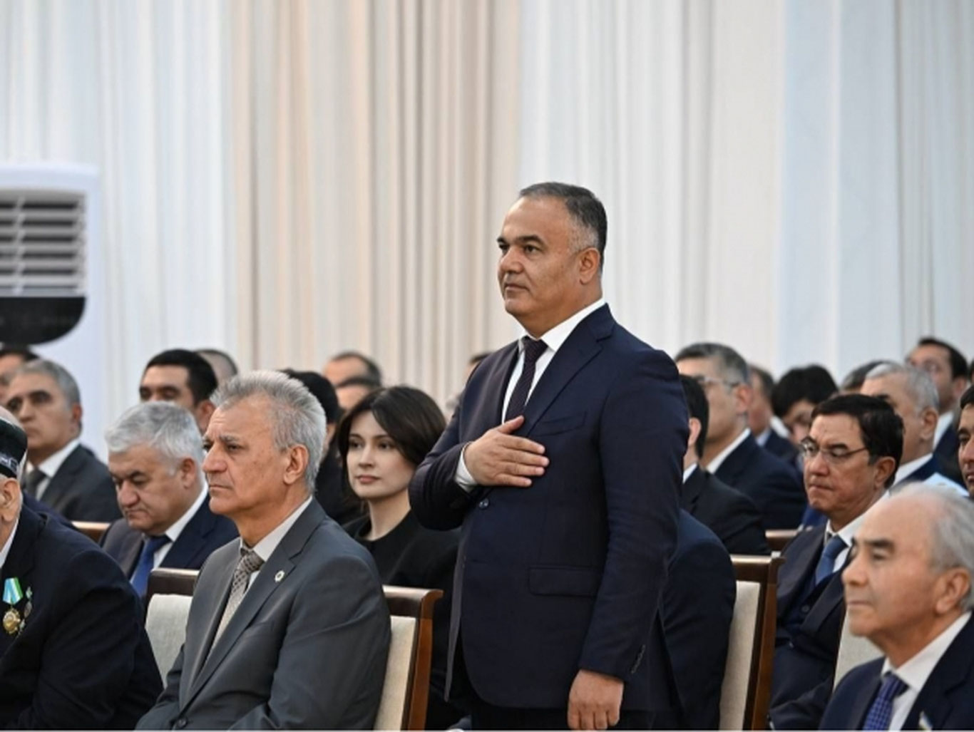 Adiz Boboev Samarqand viloyati hokimi etib tayinlandi