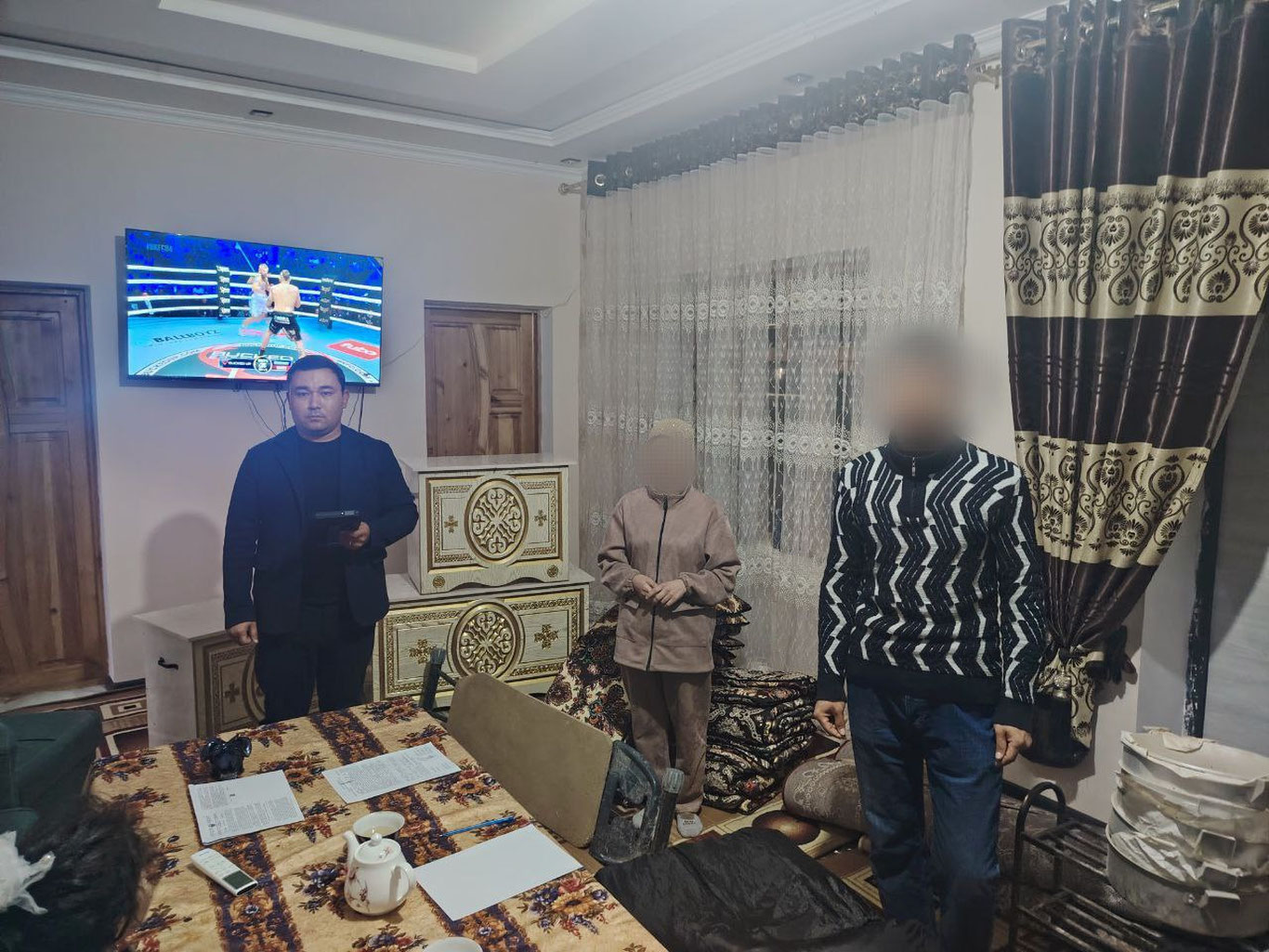 Jizzaxda ayol MIB orqali kelinlik sarpolarini qaytarib oldi