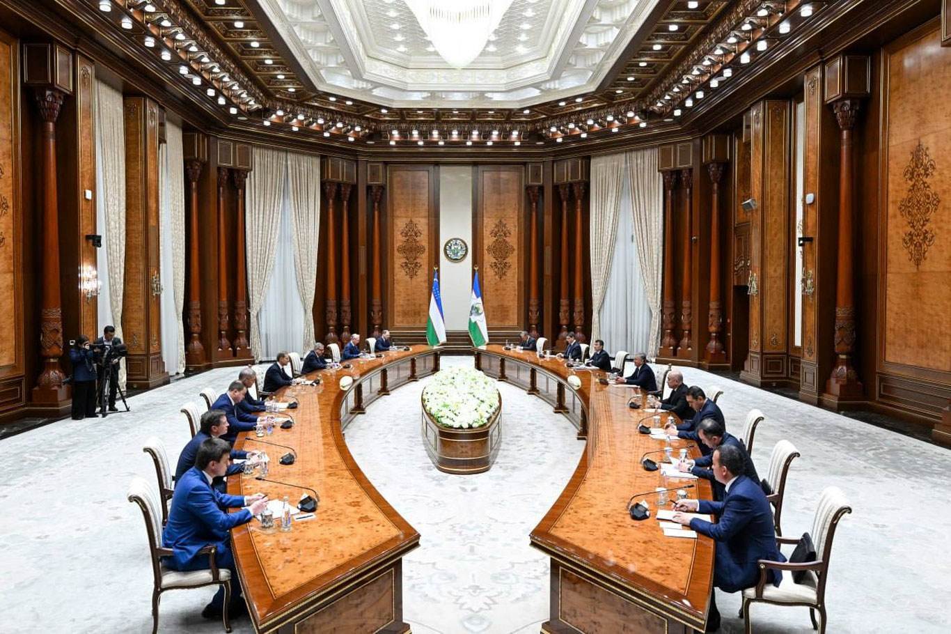 Shavkat Mirziyoyev Rossiya delegatsiyasini qabul qildi