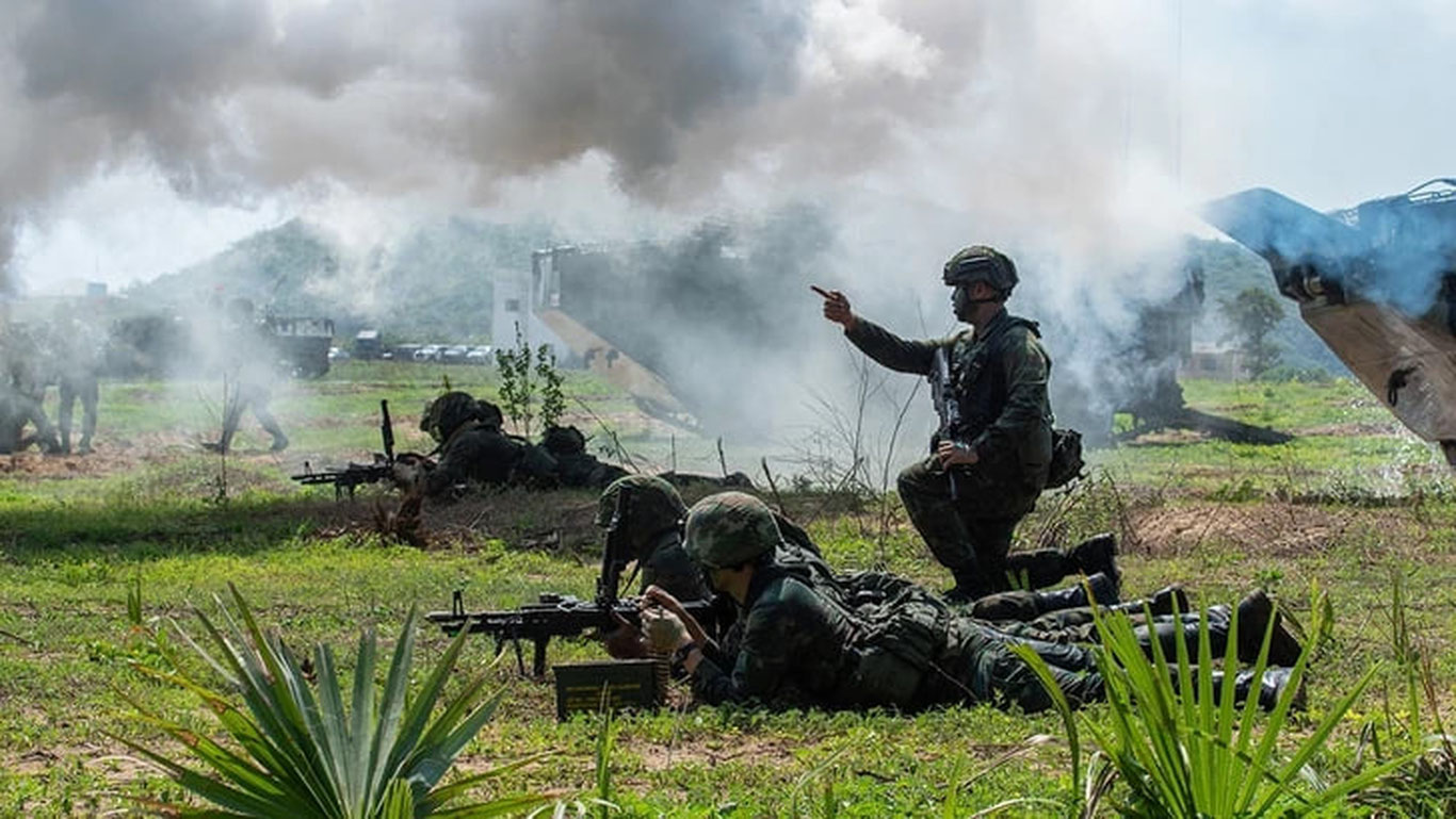Трамп баёнотига қарамай, Таиланд–Камбоджа чегарасида тўқнашувлар давом этмоқда