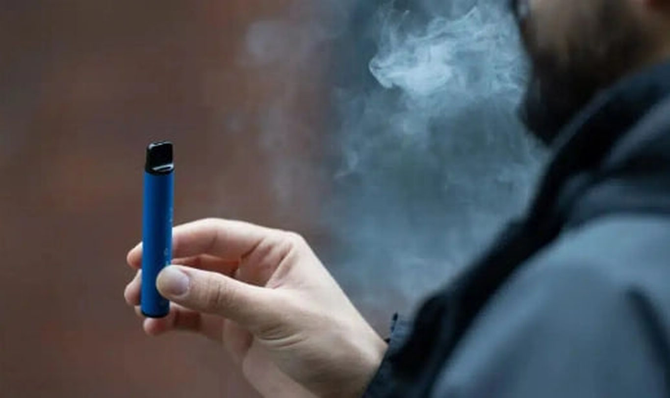 Тожикистон электрон сигаретларни бутунлай тақиқлашни режалаштирмоқда