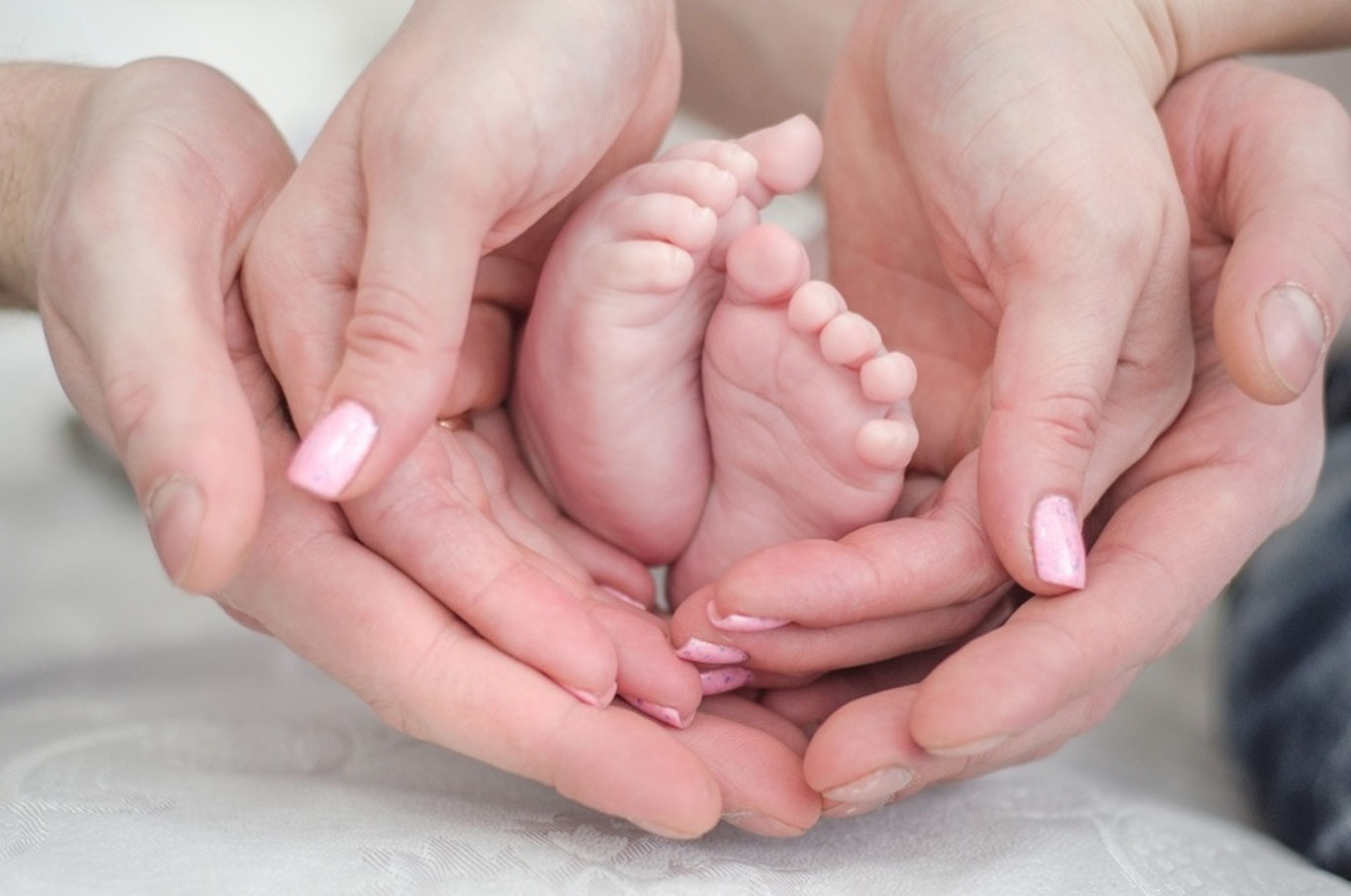 Арманистонда ҳар бир туғилган бола учун 1300 доллар берилади