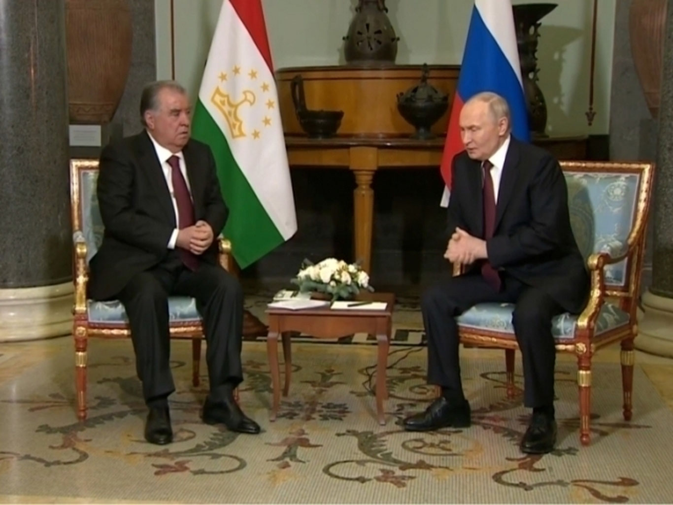 “Бу мени даҳшатга солди” - Путин Қобилжон ўлими бўйича Раҳмонга ҳамдардлик билдирди