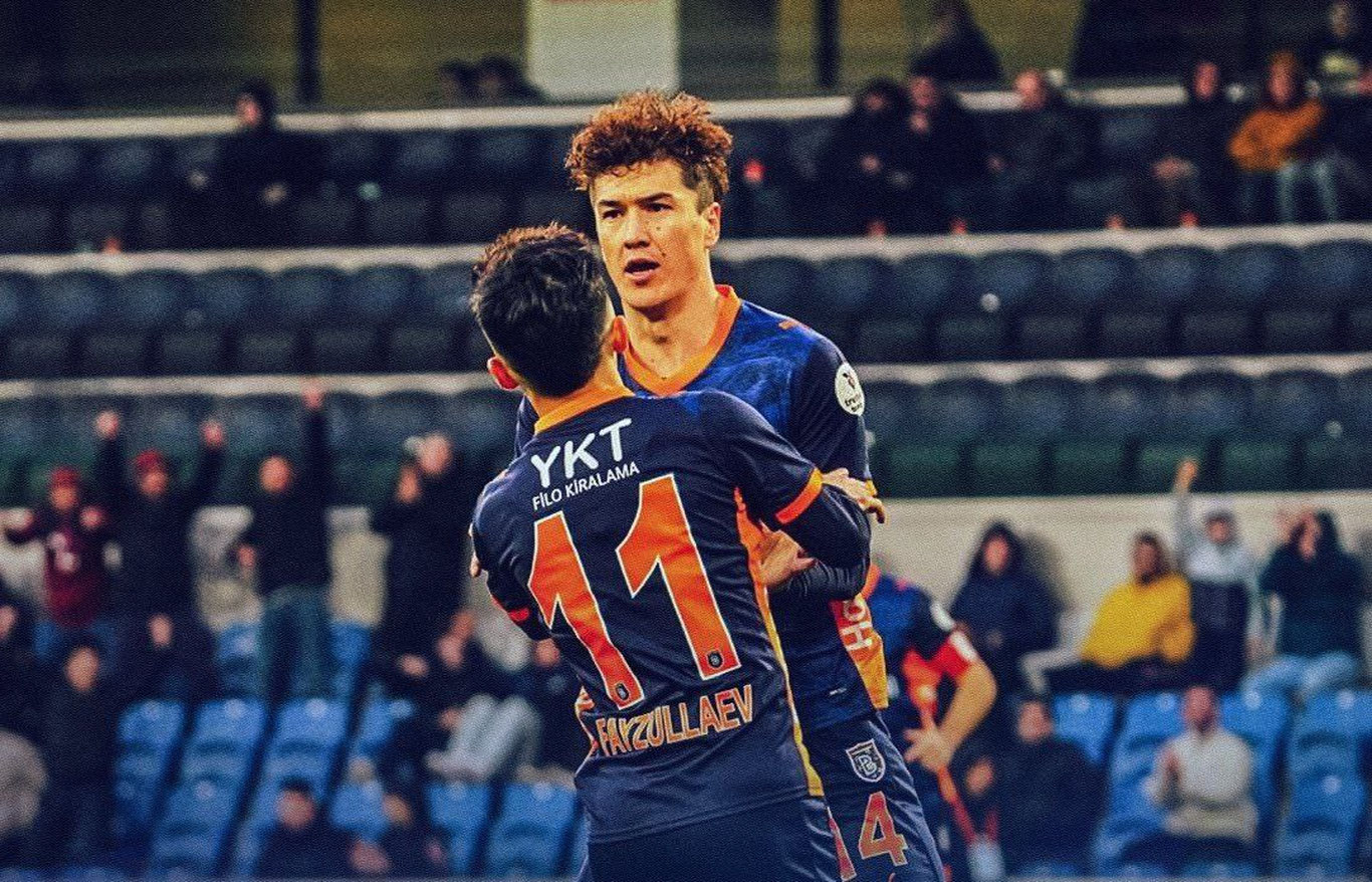 Shomurodov va Fayzullayev gol urgan o‘yinda “Bashakshehir” “Gaziantep”ni yirik hisobda mag‘lub etdi