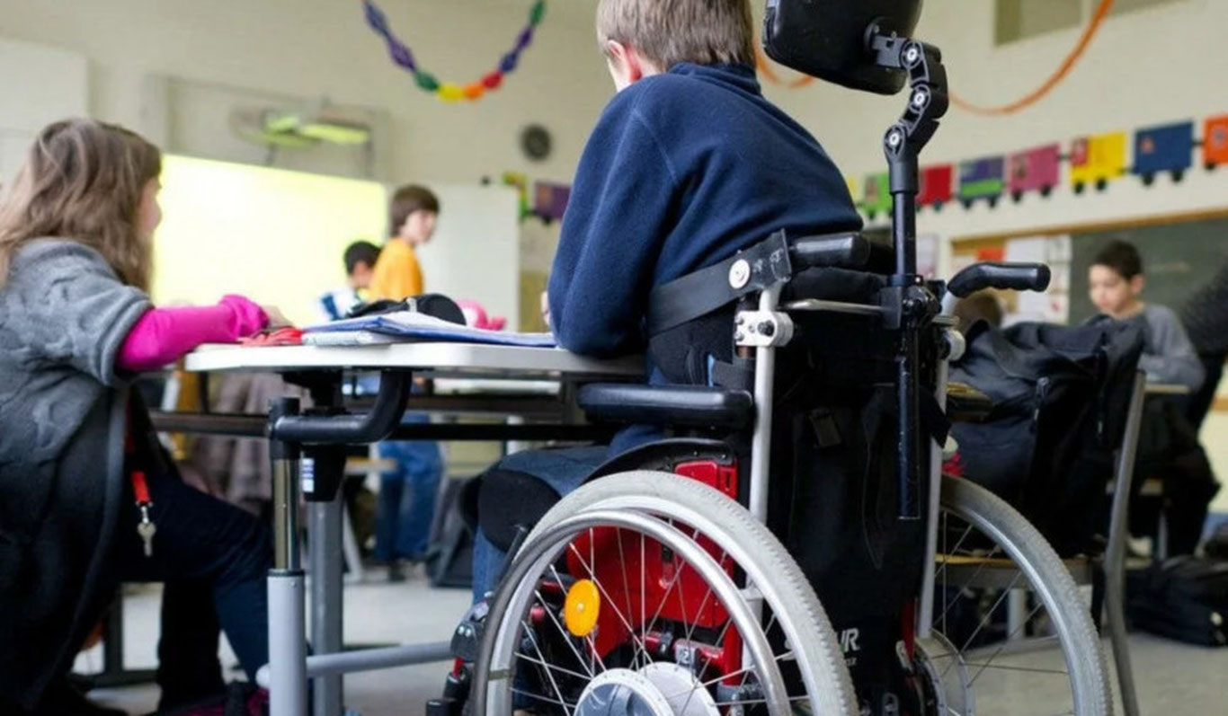 Ўзбекистонда махсус таълим эҳтиёжлари бўлган болалар учун инклюзив таълим тизими жорий этилади