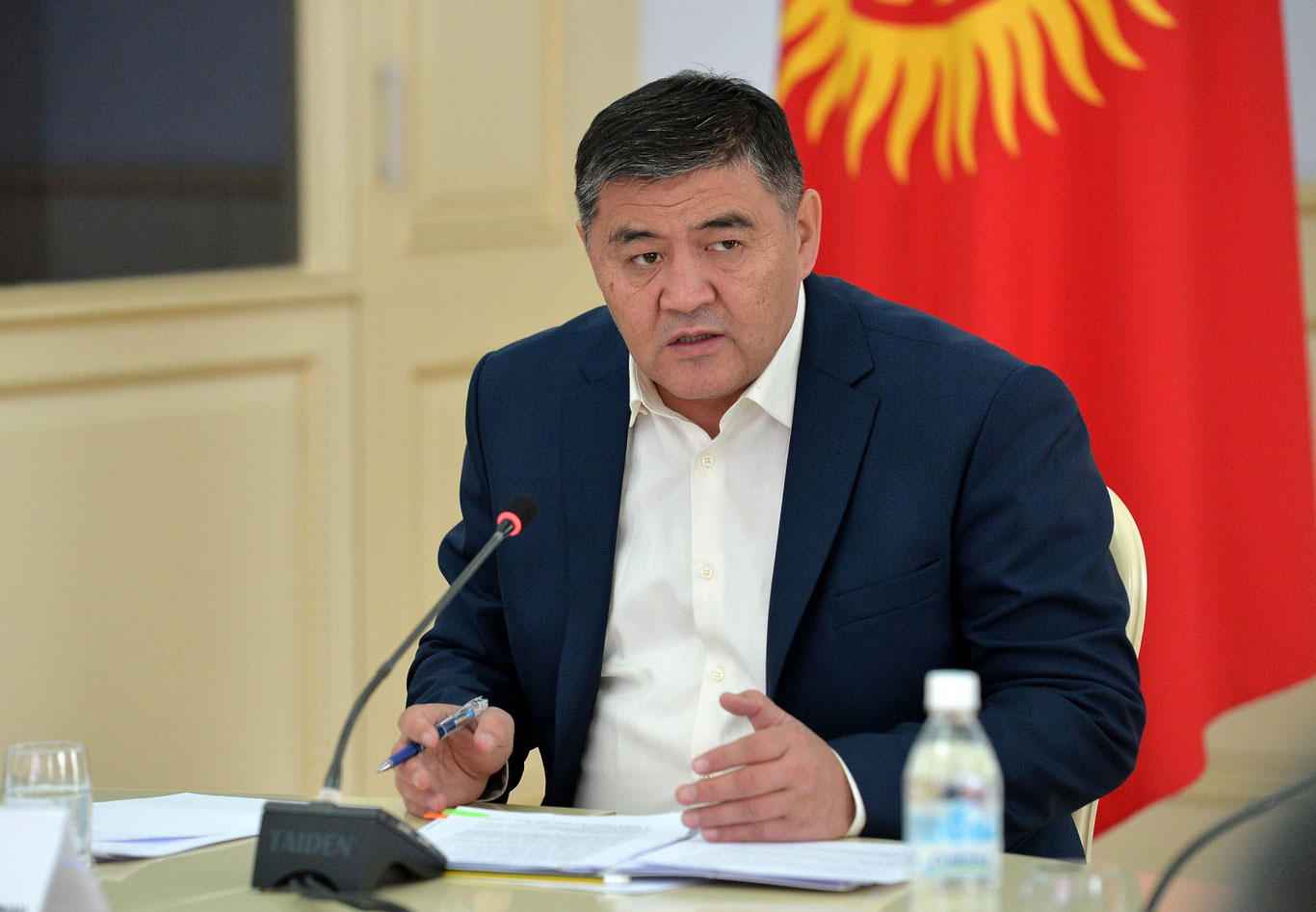 “Aripov bilan tortishib qolardik” — Qamchibek Tashiyev O‘zbekiston Bosh vaziri bilan bog‘liq holatlarga to‘xtaldi