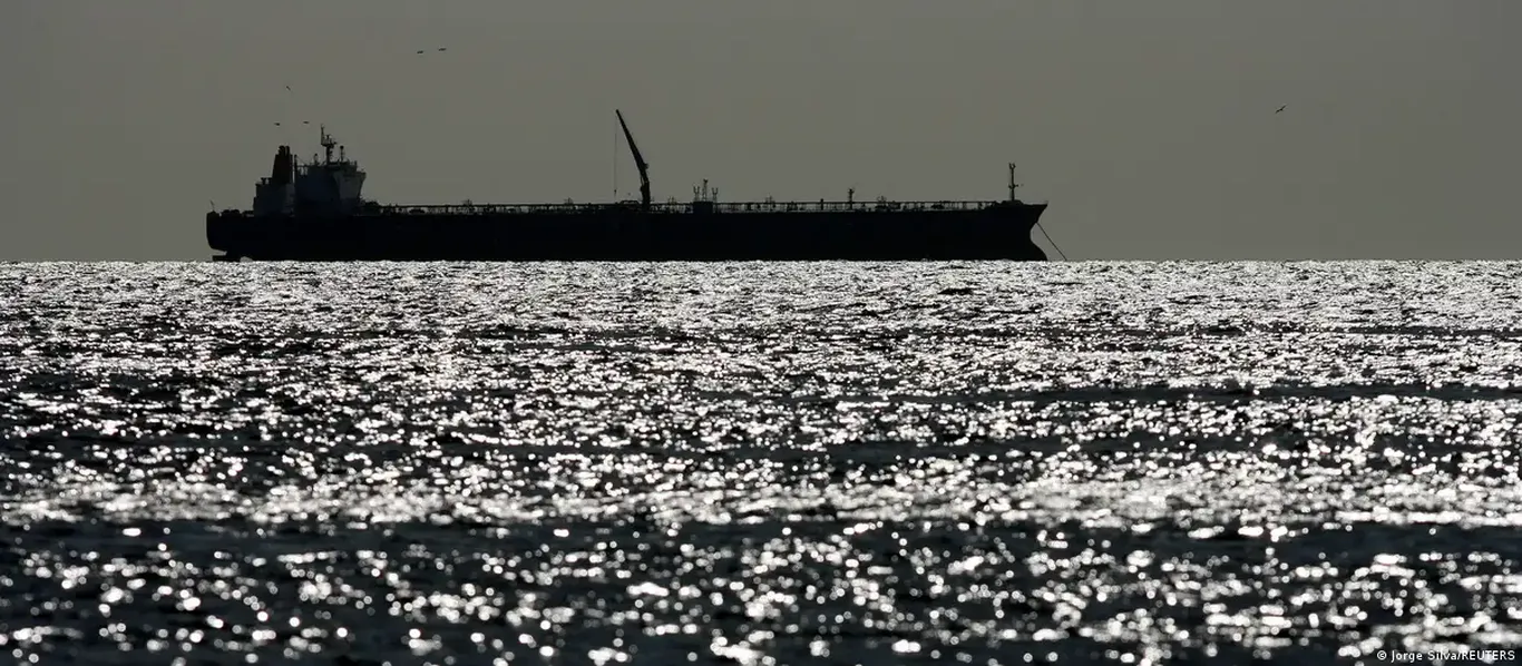 АҚШ Венесуэла нефтини назорат остига олади, Хитойга экспорт тўхтатилди