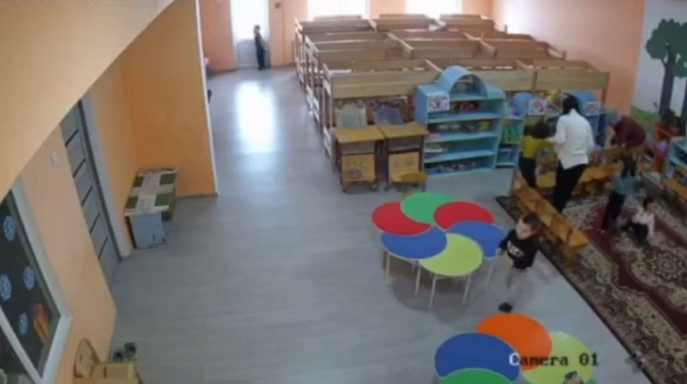 Тошкент вилоятида махсус боғчада болалар калтакланди