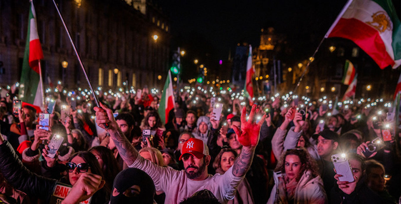 Эрондаги норозилик намойишларида 30 минг киши ҳалок бўлган бўлиши мумкин— Time