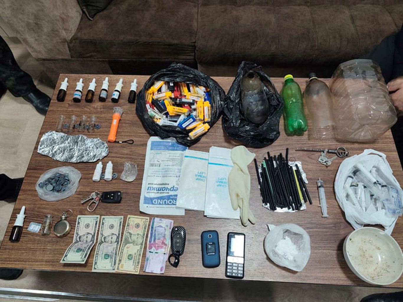 Андижонда уйида нарколаборатория ташкил қилган шахс қўлга олинди