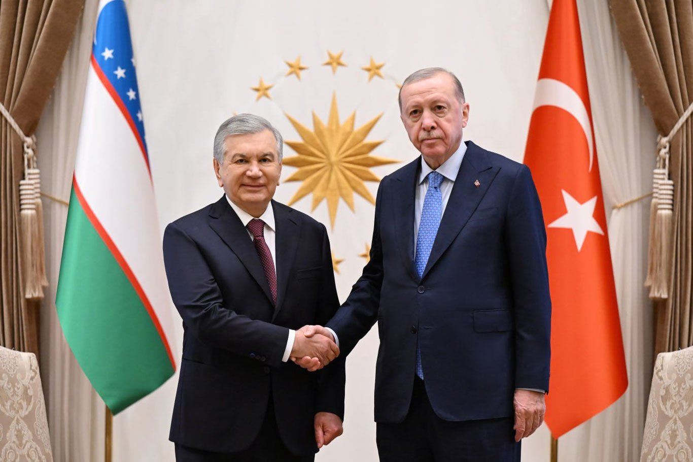 Mirziyoyev va Erdog‘an Anqarada tor doirada muzokara o‘tkazdi